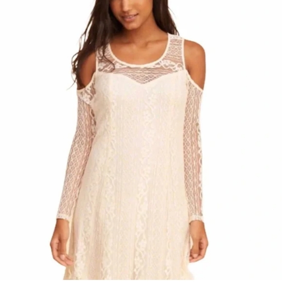 Hollister Dresses & Skirts - Hollister Cream Lace Overlay Dress – NWT, Size Small